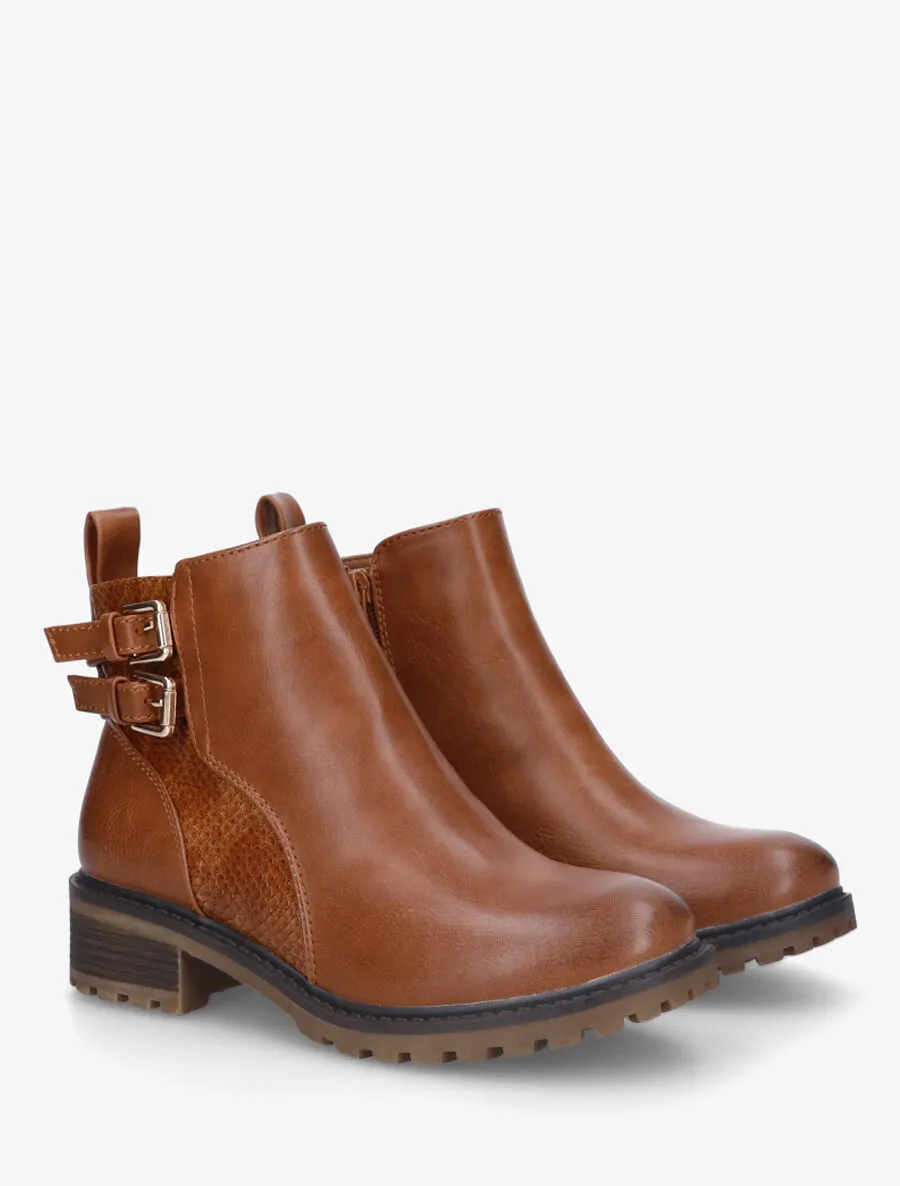 Bottines à doubles sangles et détail croco