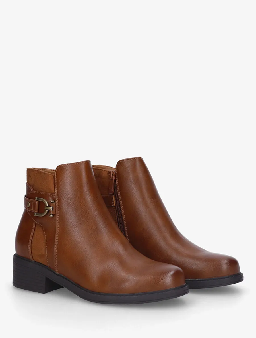 Bottines en simili et suédine