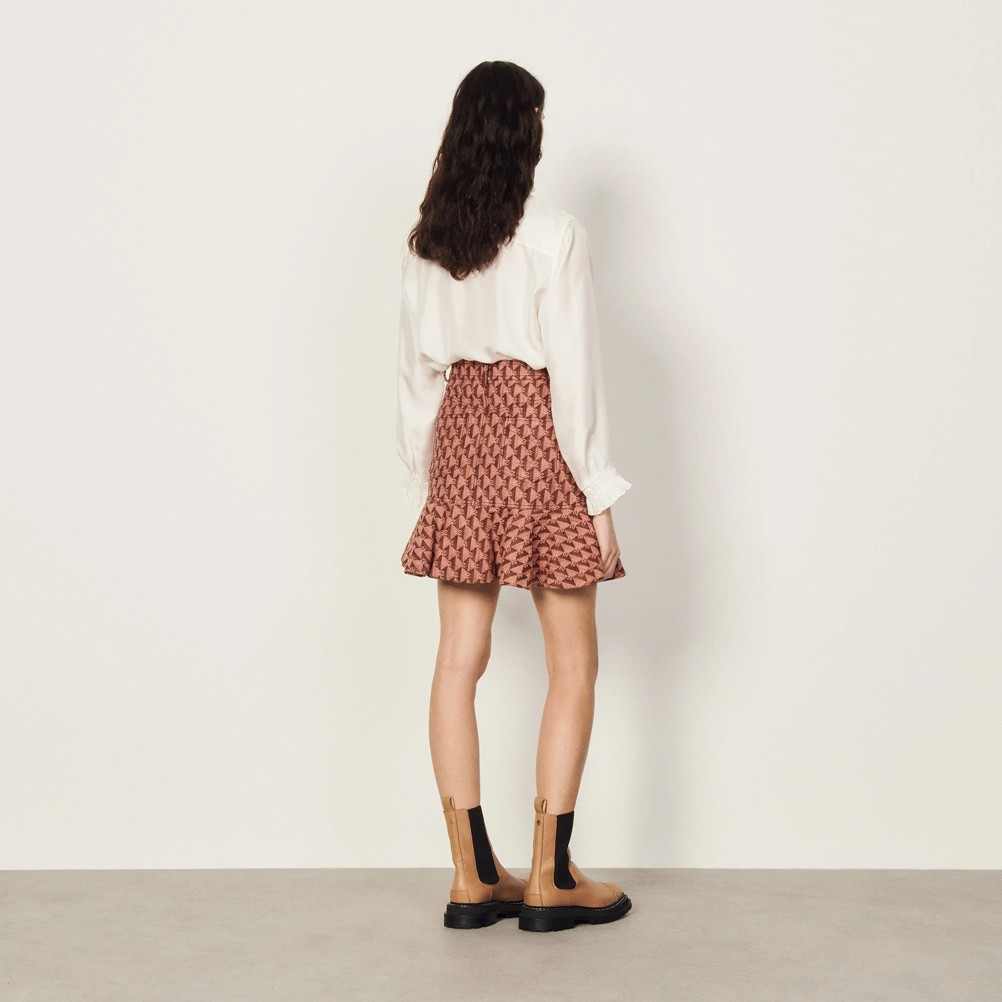 Jupe courte en jacquard