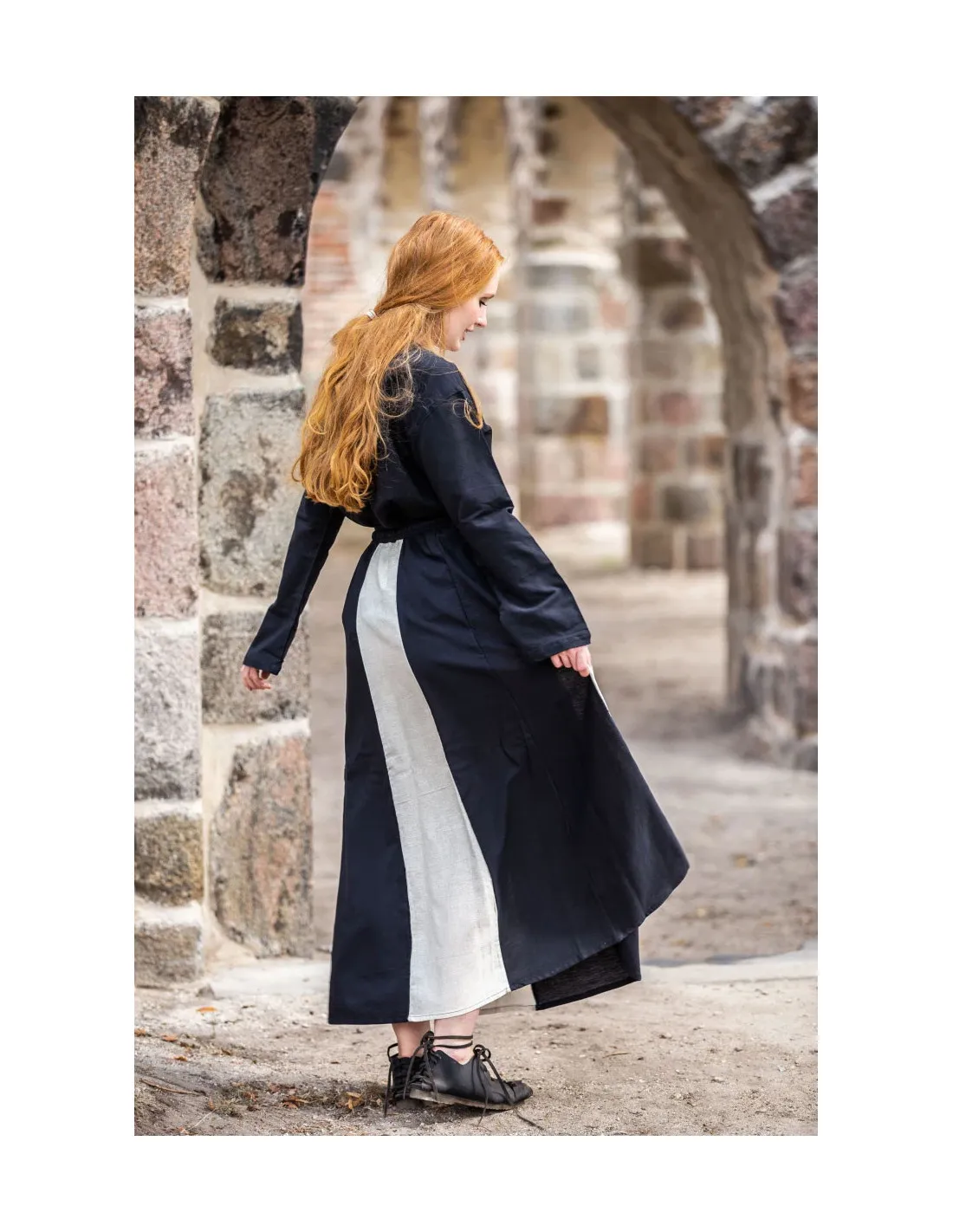 Jupe médiévale modèle Diana, noir-blanc ⚔️ Boutique Épées