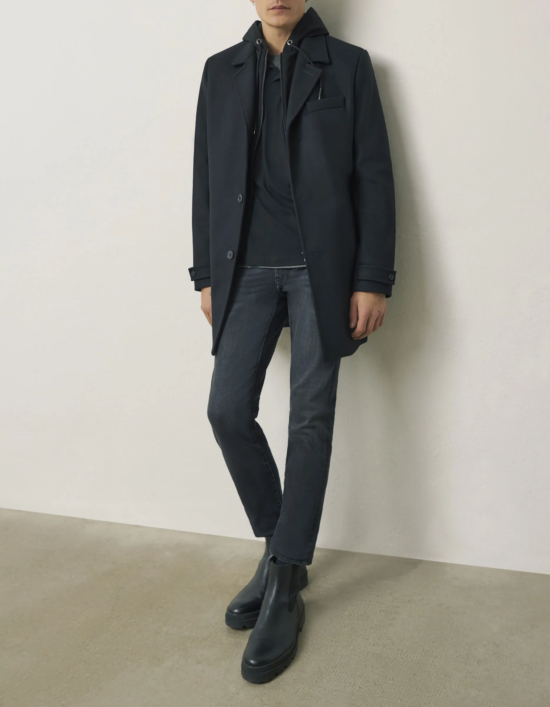 Manteau noir à parmenture molleton à capuche Homme